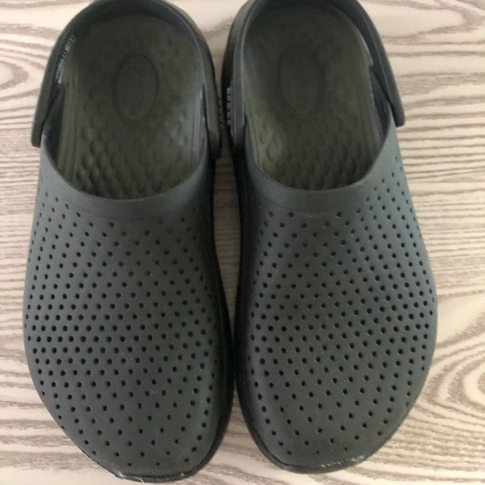 Woman’s Croc Shoes